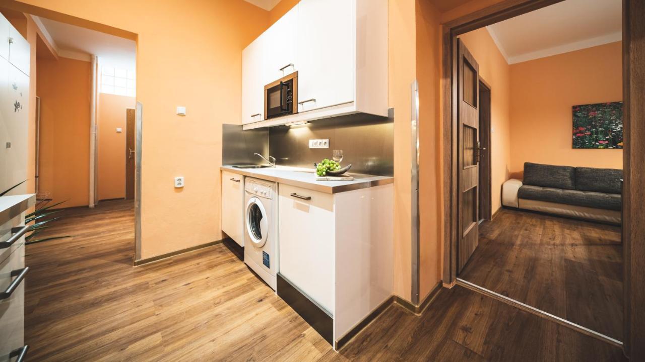 Appartamento The Grand Royal 3Bdr Heart Of Old Town Praga Esterno foto