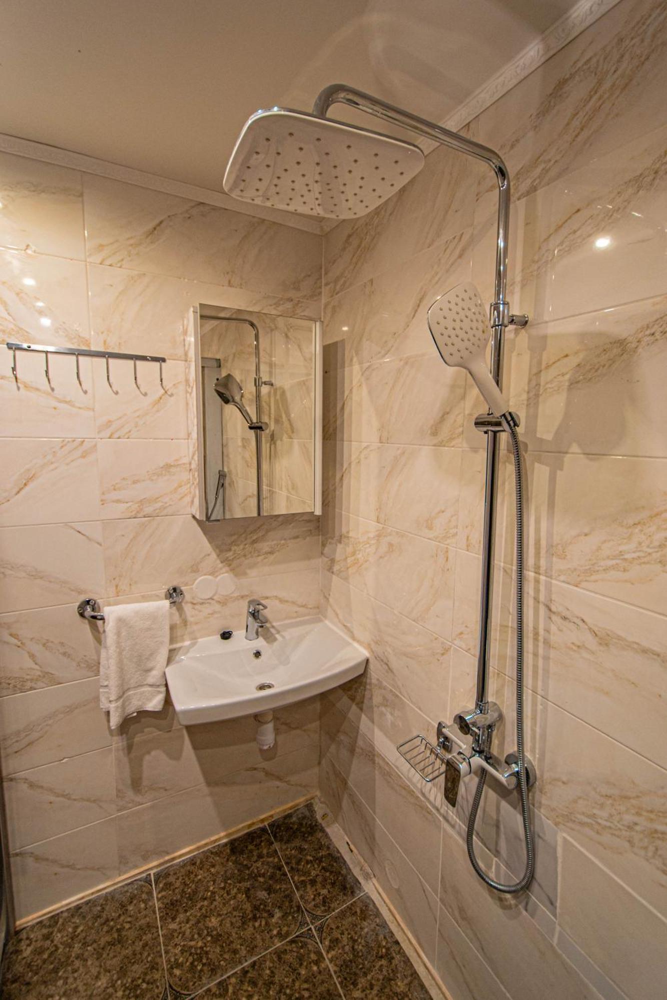Appartamento The Grand Royal 3Bdr Heart Of Old Town Praga Esterno foto